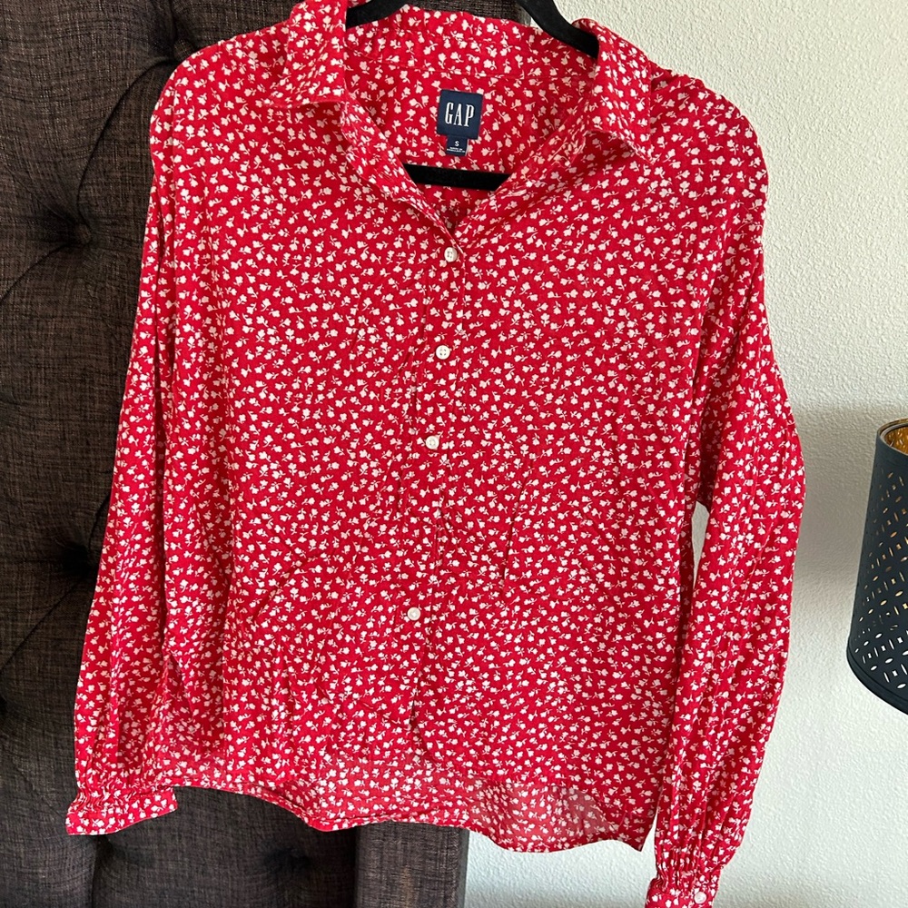 GAP Red and White Floral Shirt